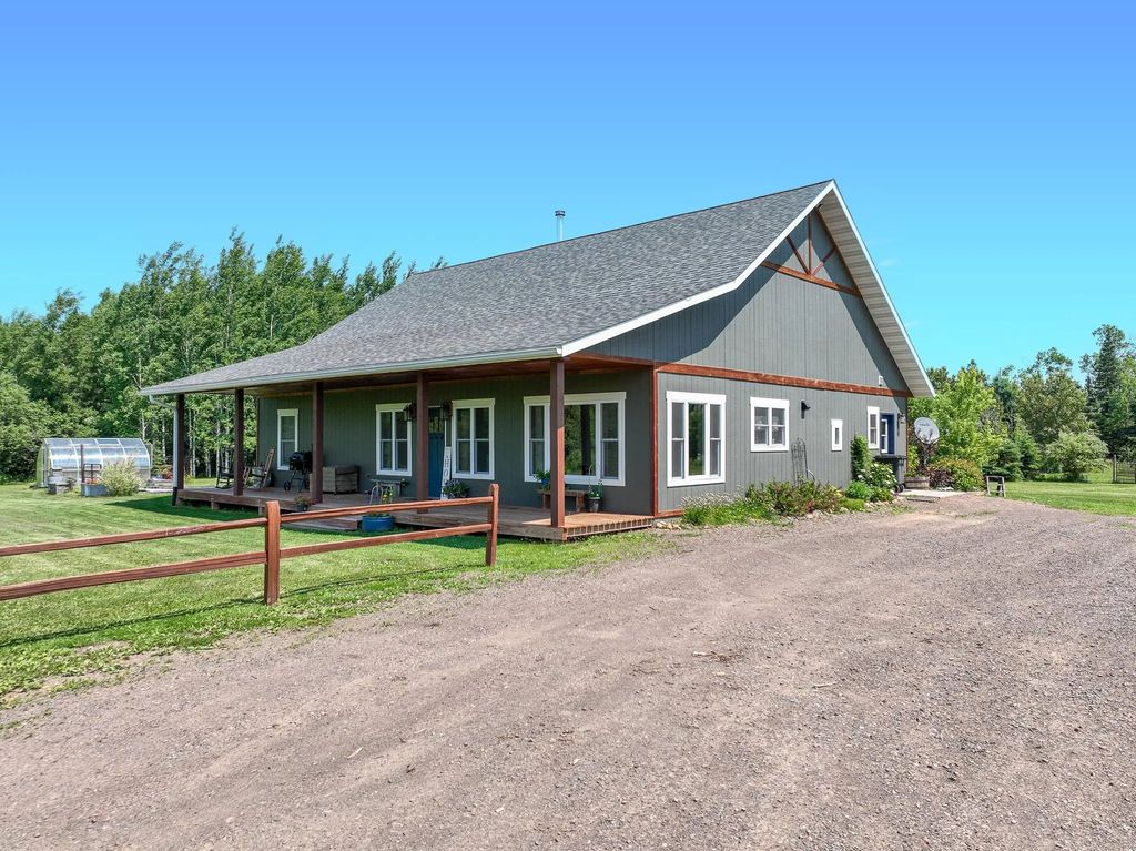 3588 Highway 3, Two Harbors