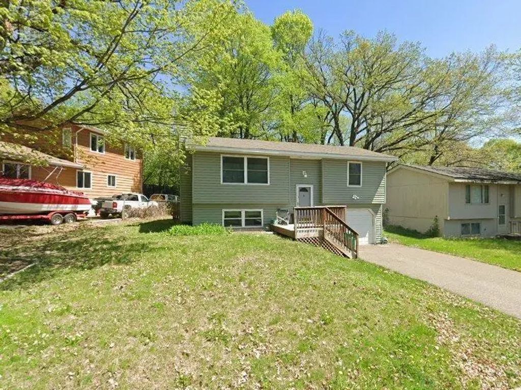 3090 Alexander Lane, Mound