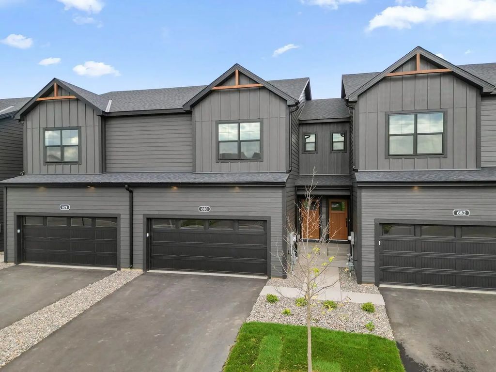 680 Tulare Terrace, Newport