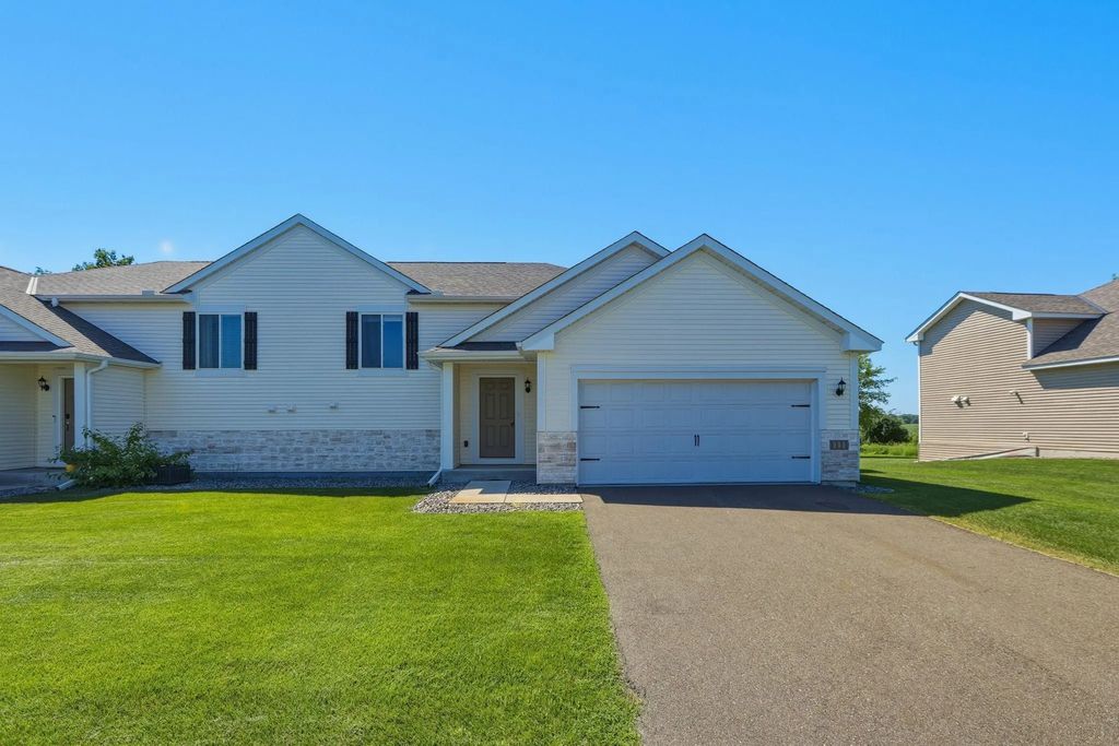 1111 Natalie Avenue, Montrose