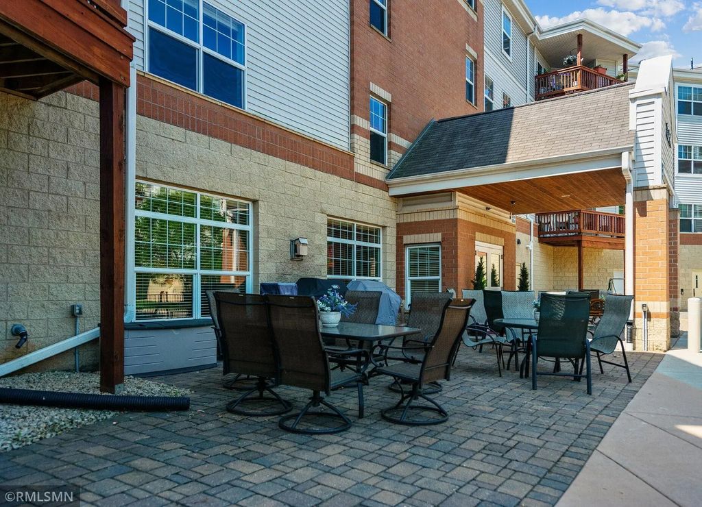 1355 Phalen Boulevard 206, St Paul