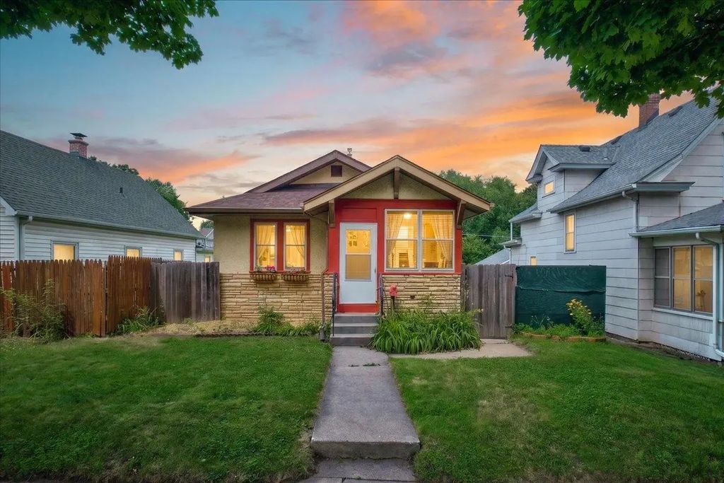 1217 6th Street E, Saint Paul