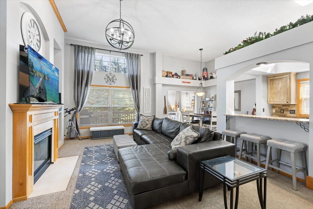 10154 Country Club Curve, Woodbury