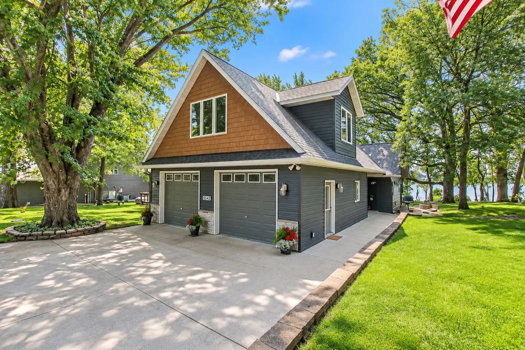 55345 County Road 38, Buffalo Lake