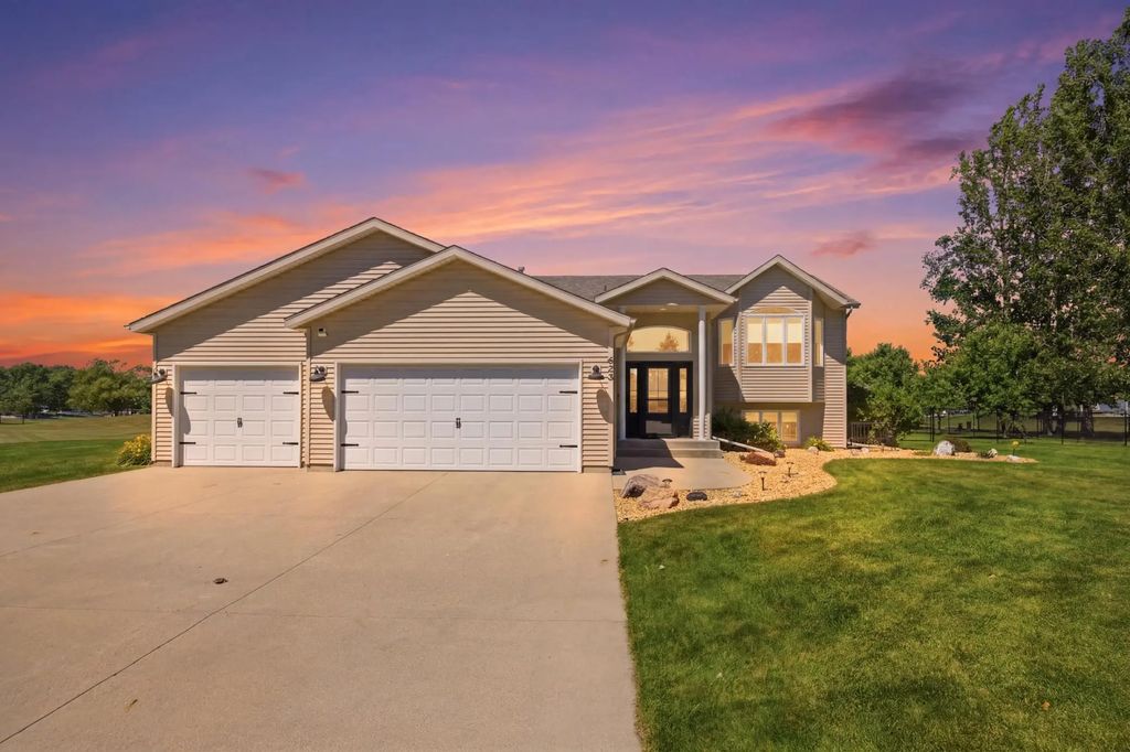 224 Chestnut Drive, Horace