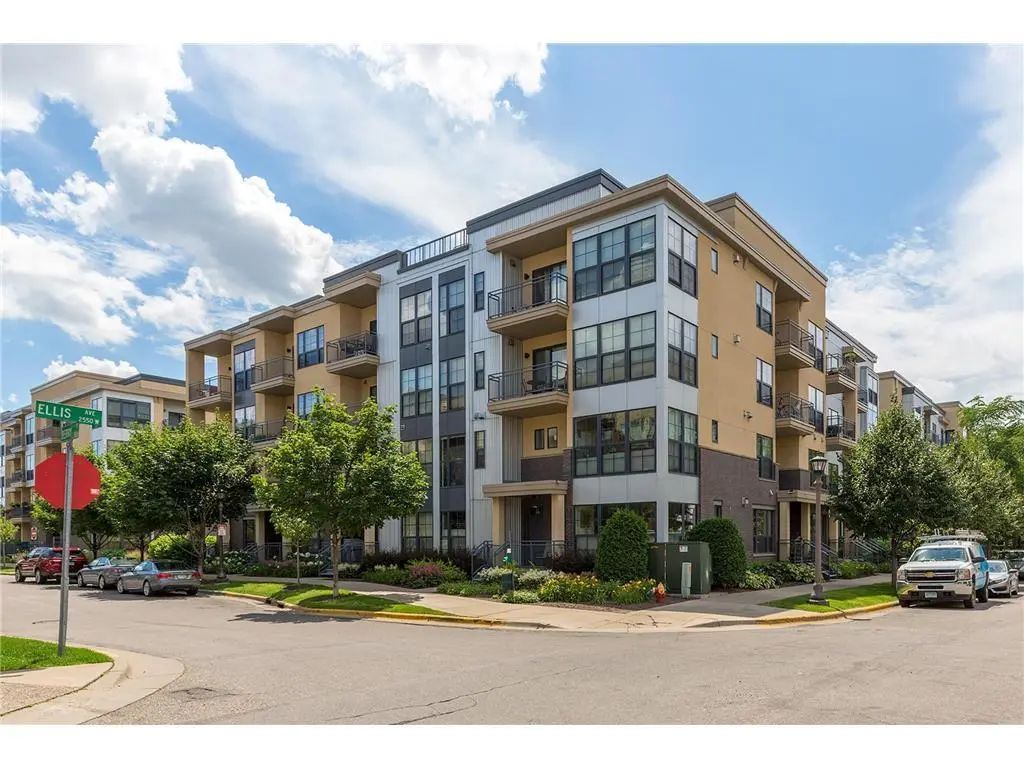 2566 Ellis Avenue 303, Saint Paul