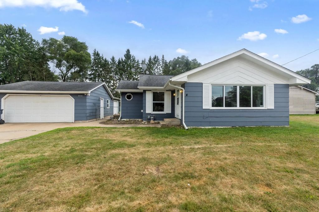 8974 210th Street W, Lakeville