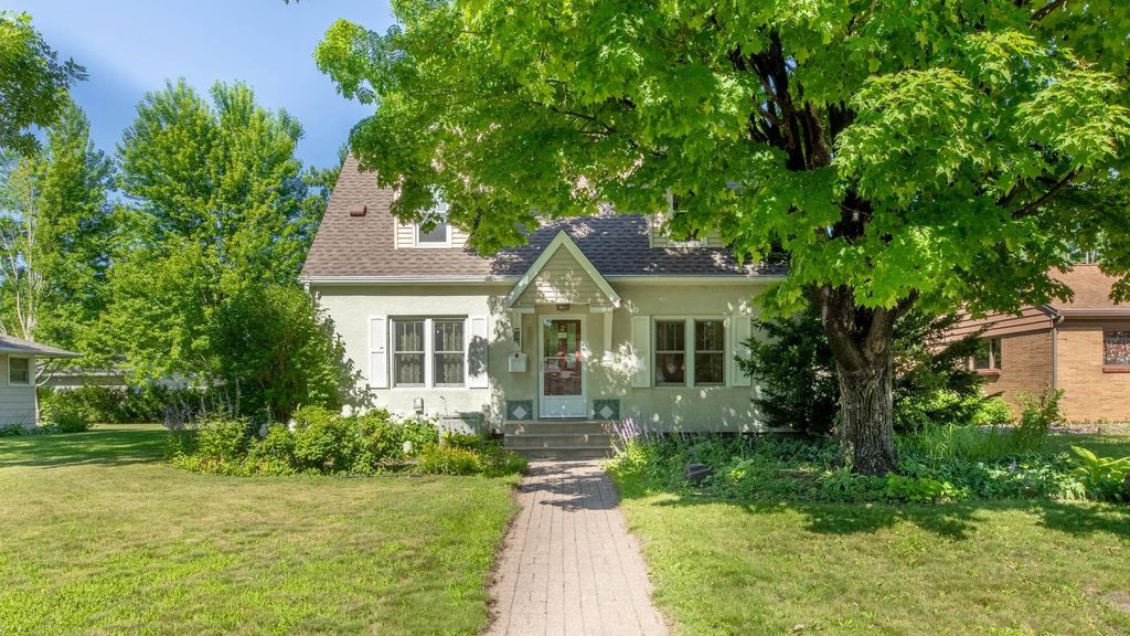 1325 10th Avenue N, St Cloud