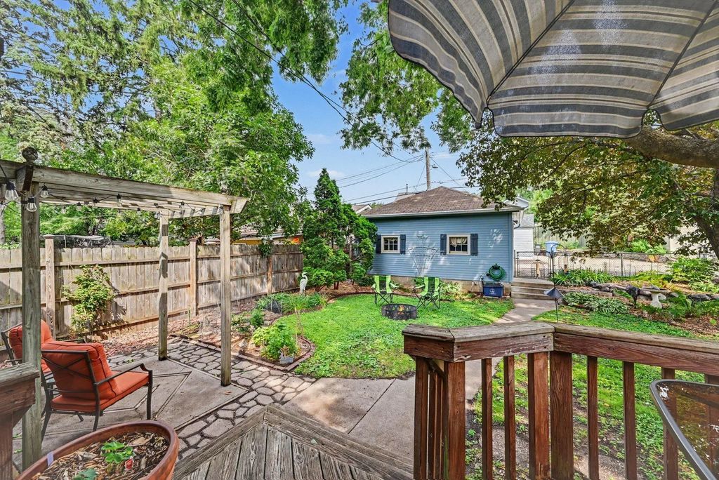 4641 Oakland Avenue, Minneapolis