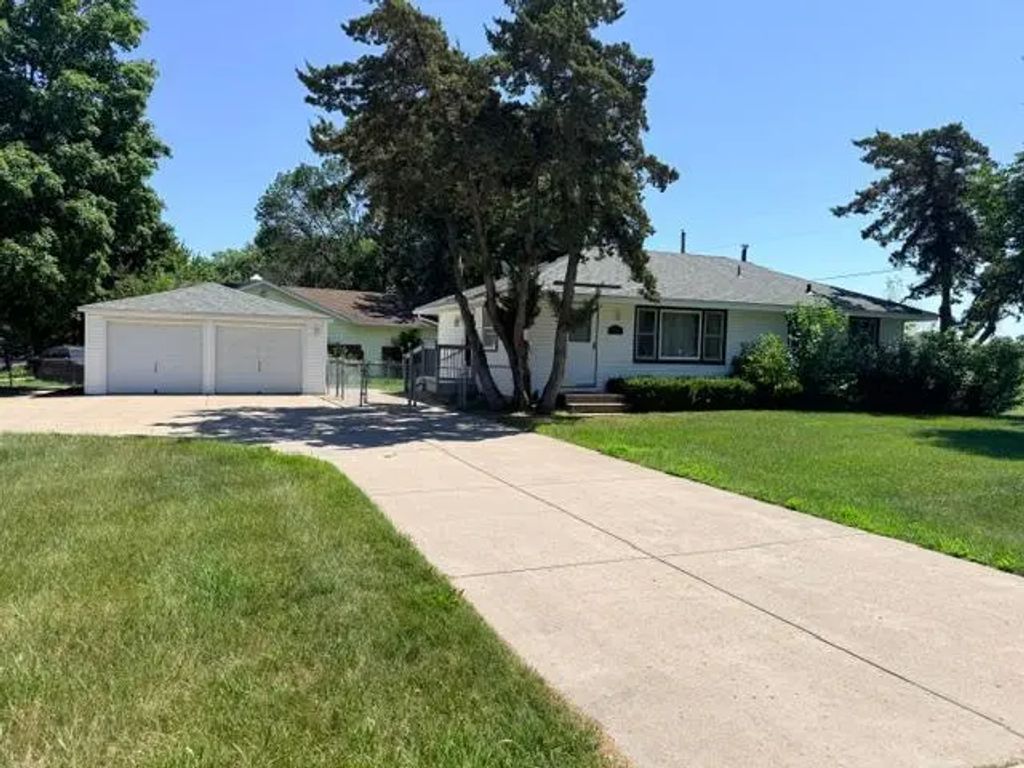12061 Crooked Lake Boulevard Nw, Coon Rapids