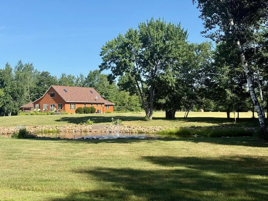38252 Cloverdale Road, Hinckley