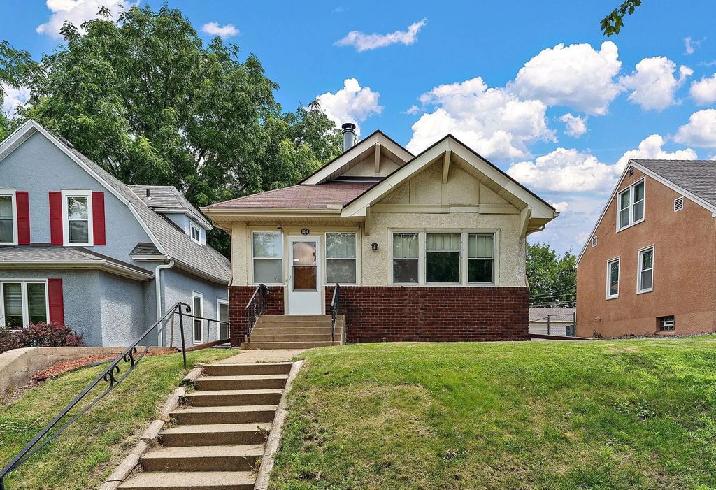 3010 James Avenue N, Minneapolis