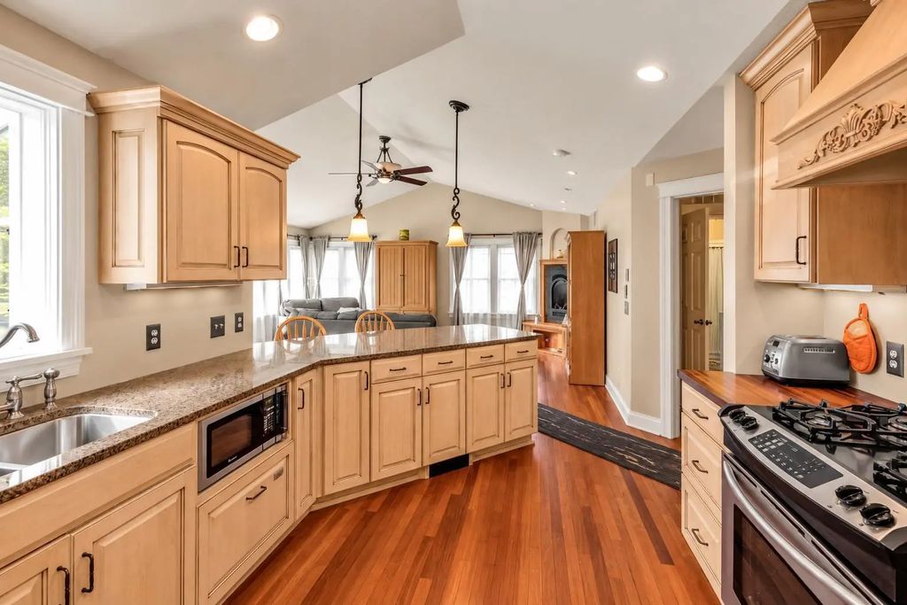3836 Togo Road, Spring Park