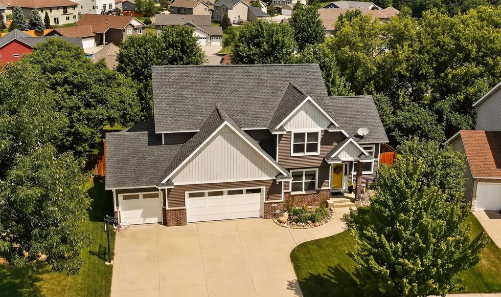 2721 Boulder Ridge Drive Nw, Rochester