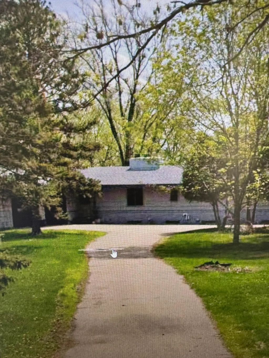 9149 Meadowview Road, Bloomington