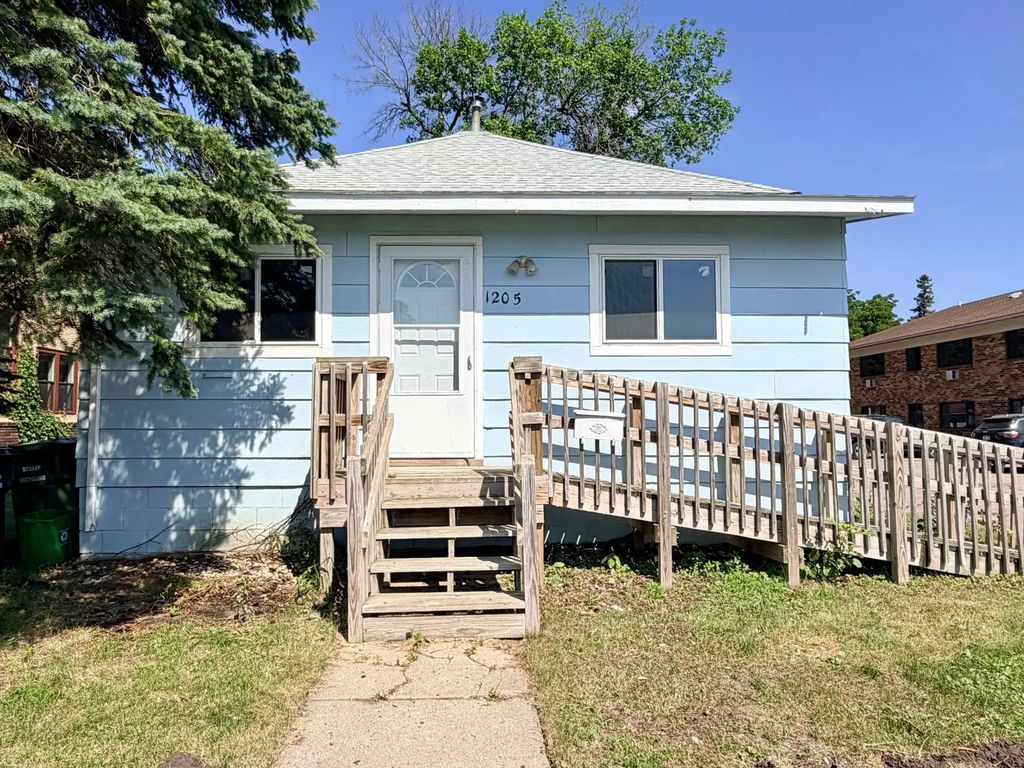 1205 6th Avenue, Worthington