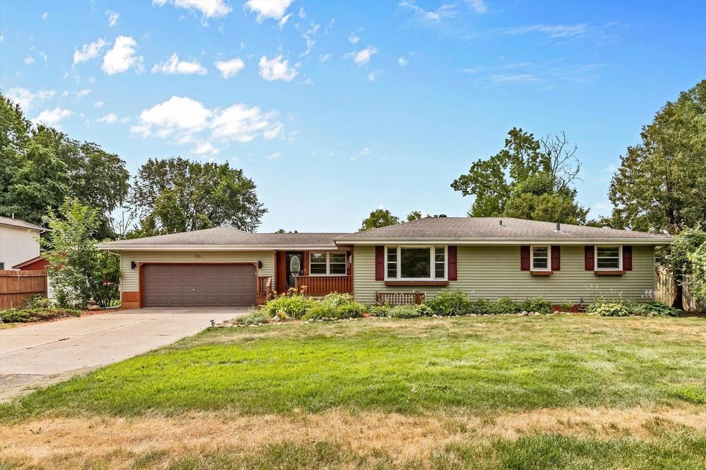 1166 Main Street, Lino Lakes
