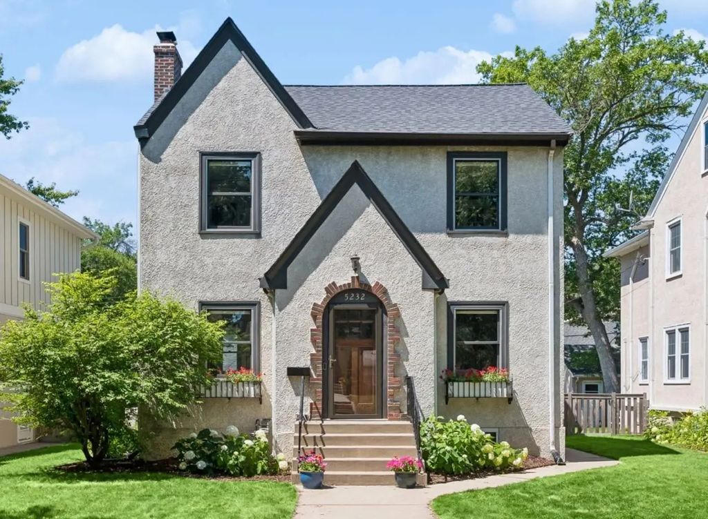 5232 Chowen Avenue S, Minneapolis