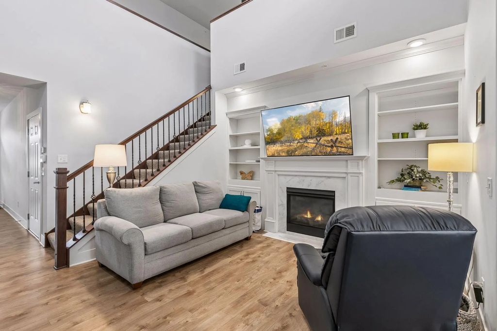 13650 Bronze Parkway, Rosemount