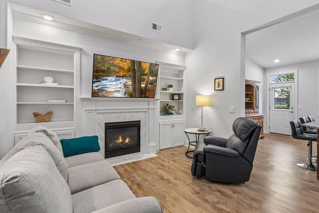 13650 Bronze Parkway, Rosemount