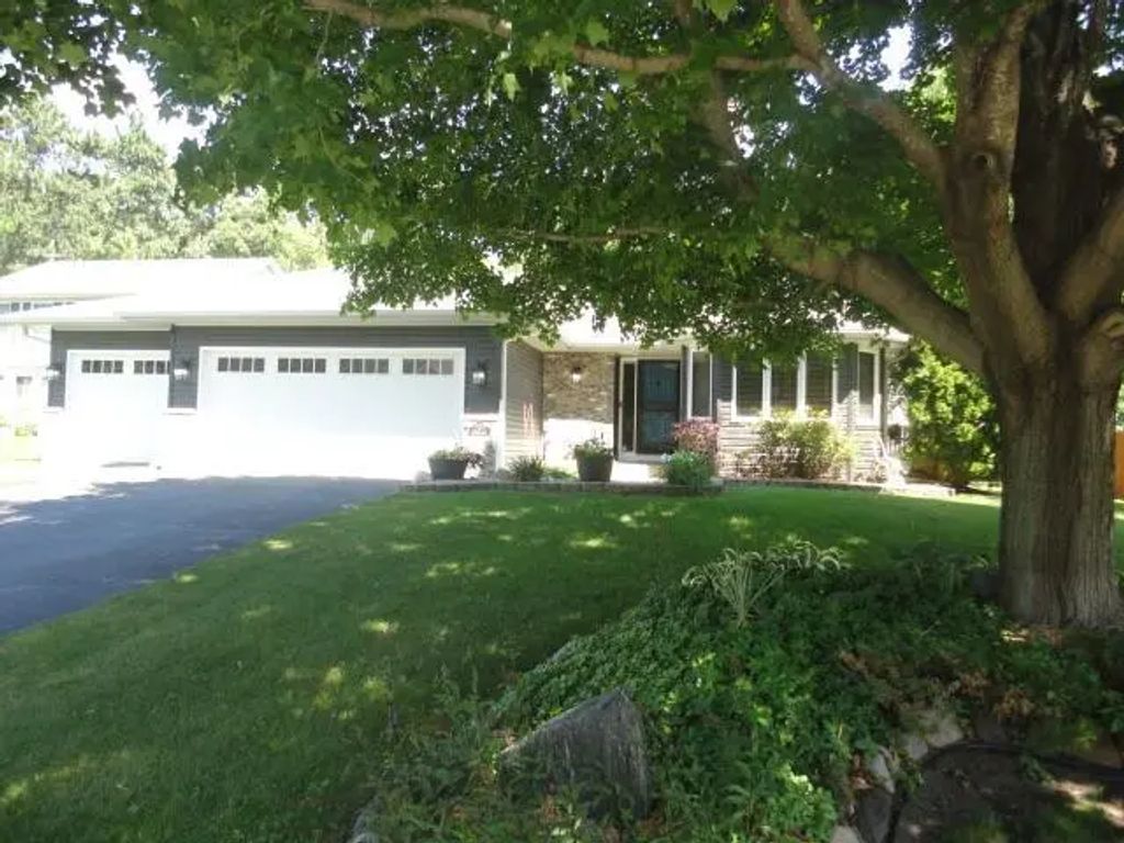 4153 146th Avenue Nw, Andover