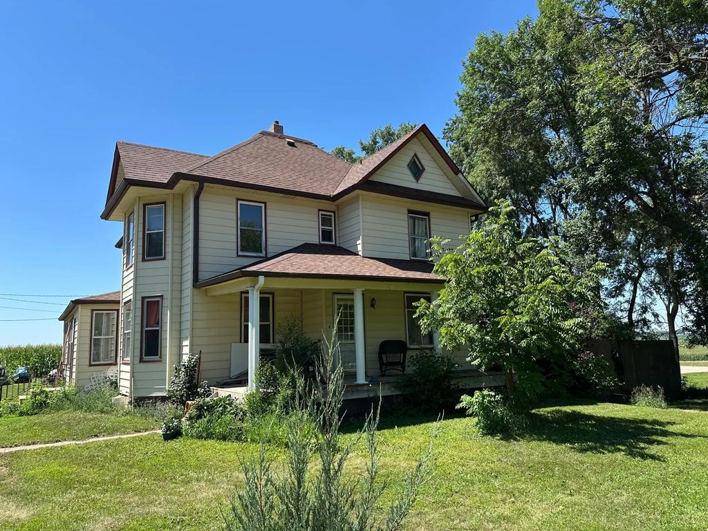 501 N Broadway Street, Ellsworth
