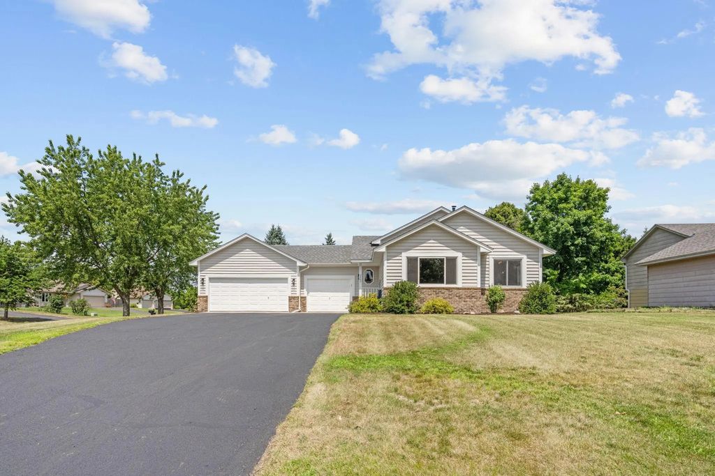 3285 129th Lane Nw, Coon Rapids