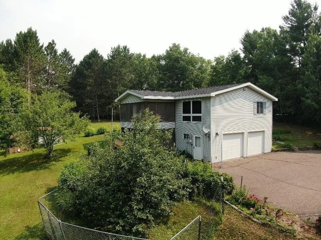 2403 50th Street, Cumberland