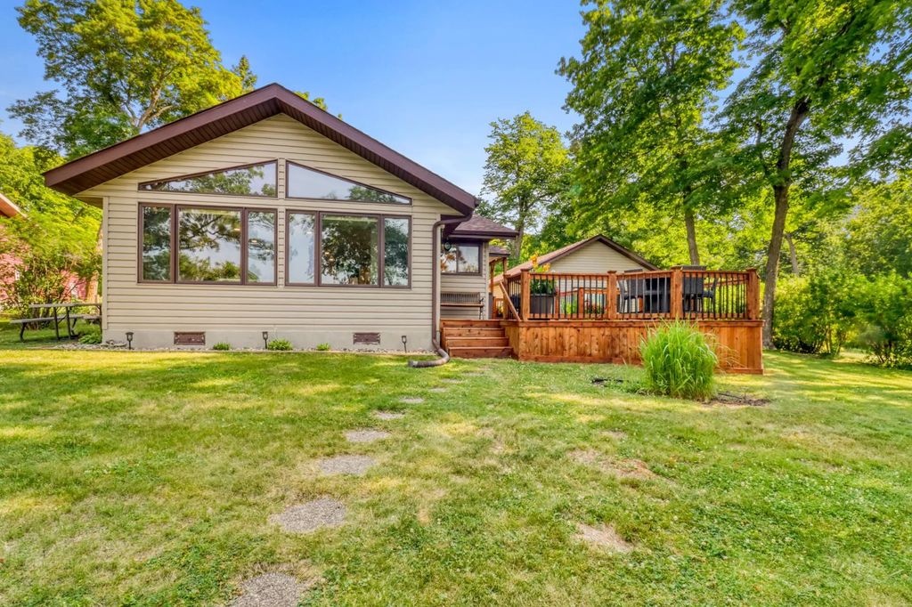 33797 N Cotton Lake Road, Rochert