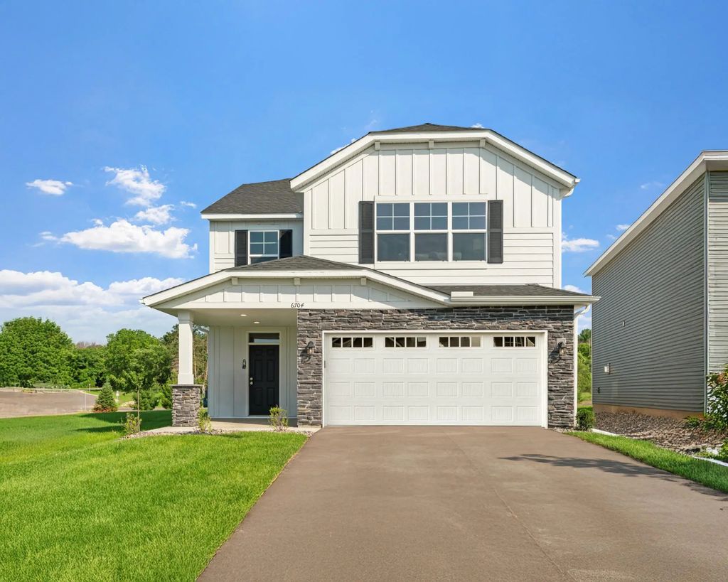 22382 Denmark Court, Farmington