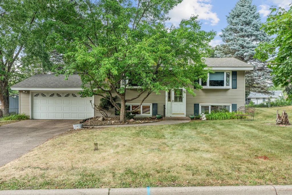 2207 Orchard Lane, White Bear Lake