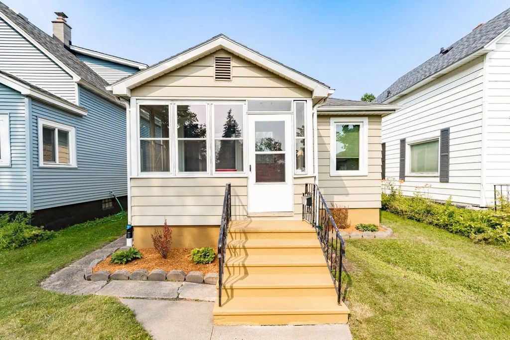 1413 104th Avenue W, Duluth