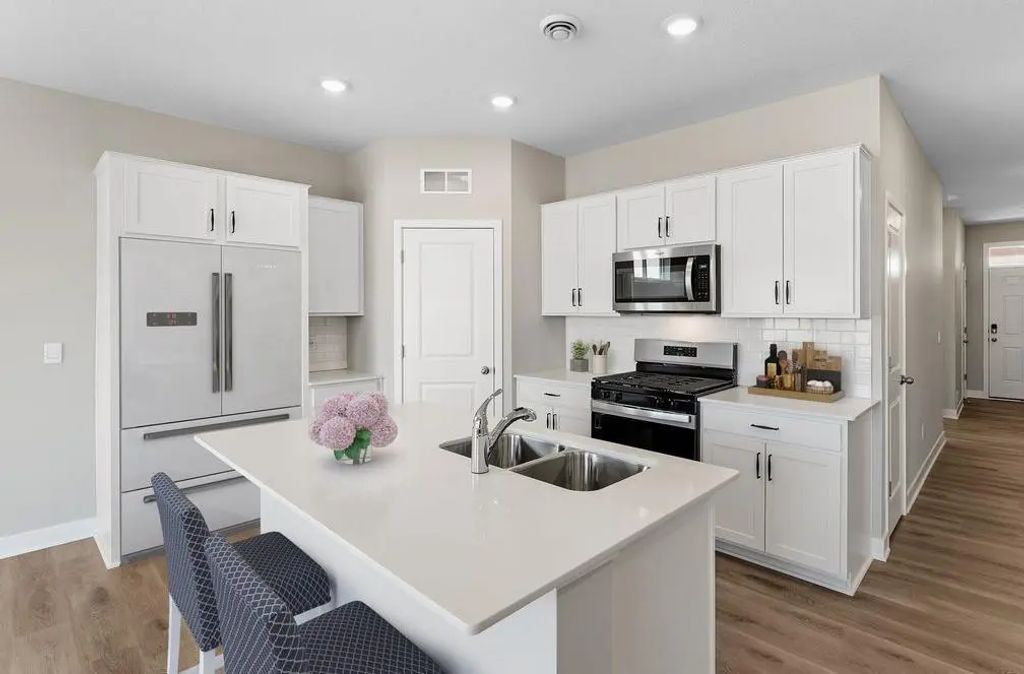 955 Greenlawn Avenue, Delano