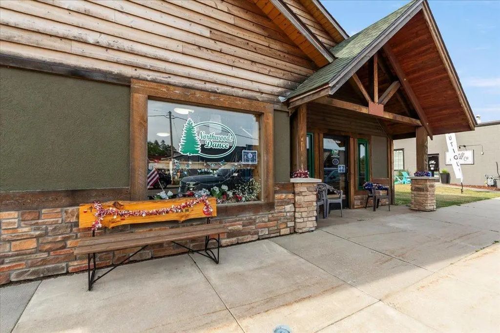 4407 Main Street, Pequot Lakes