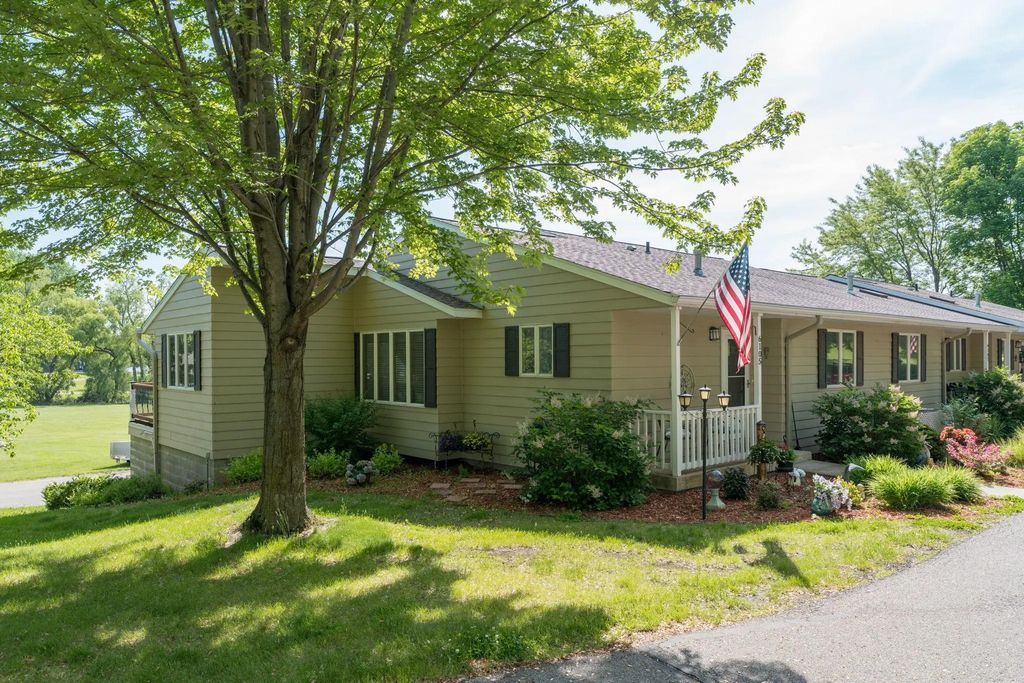 6105 Shamrock Drive, Madison Lake