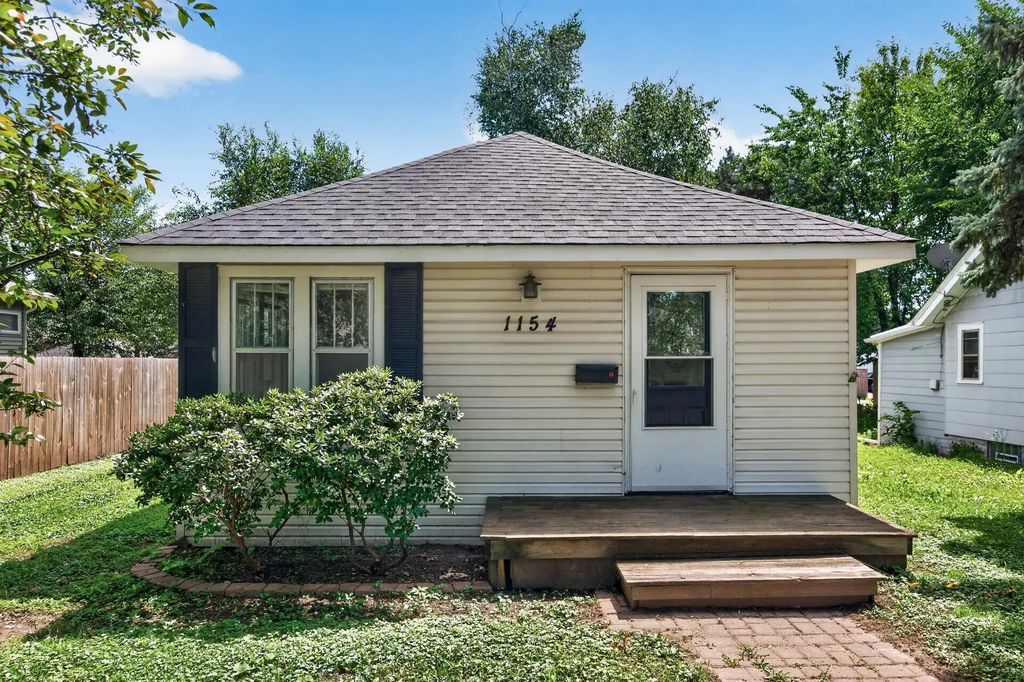 1154 Lawson Avenue E, Saint Paul