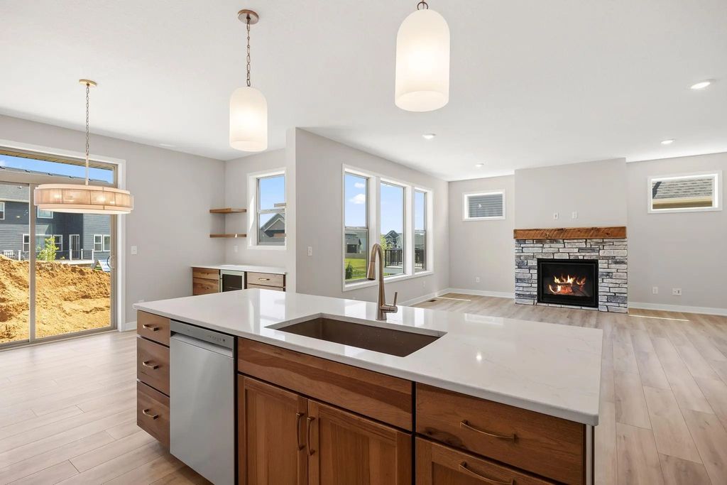 17924 Headwaters Drive, Lakeville