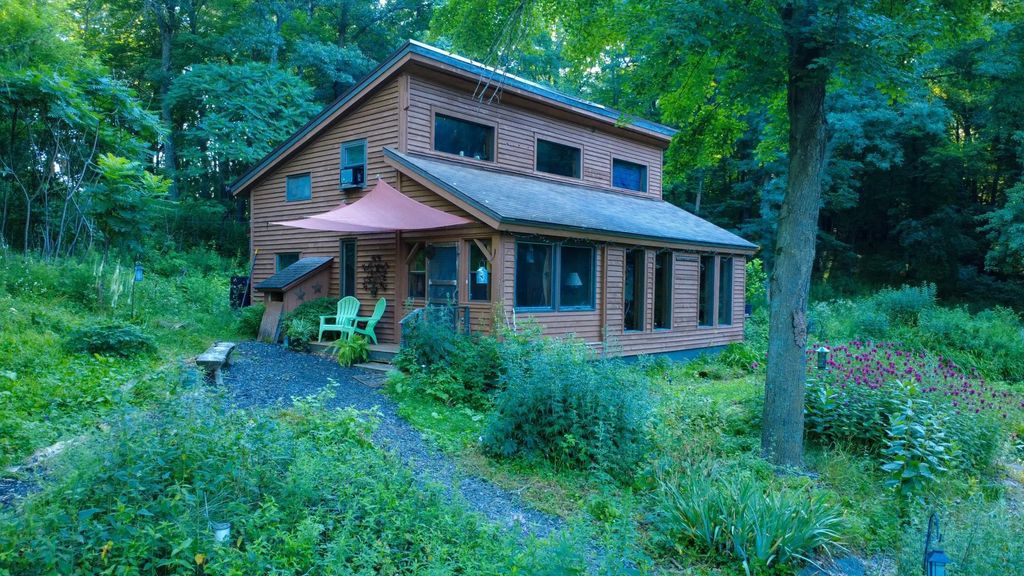 E9393 1080th Avenue, Colfax