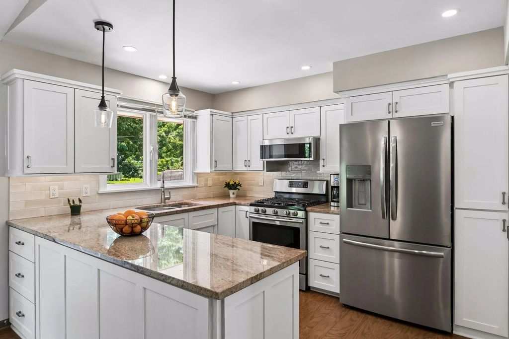 8131 6th Street Ne, Spring Lake Park