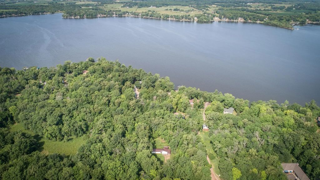 14445 Maple Leaf Road, Pine City