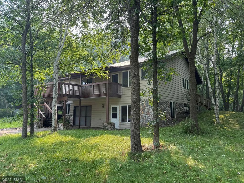 1964 Rainbow Street, Mora