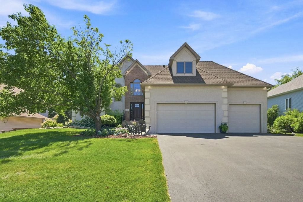 17115 81st Avenue N, Maple Grove