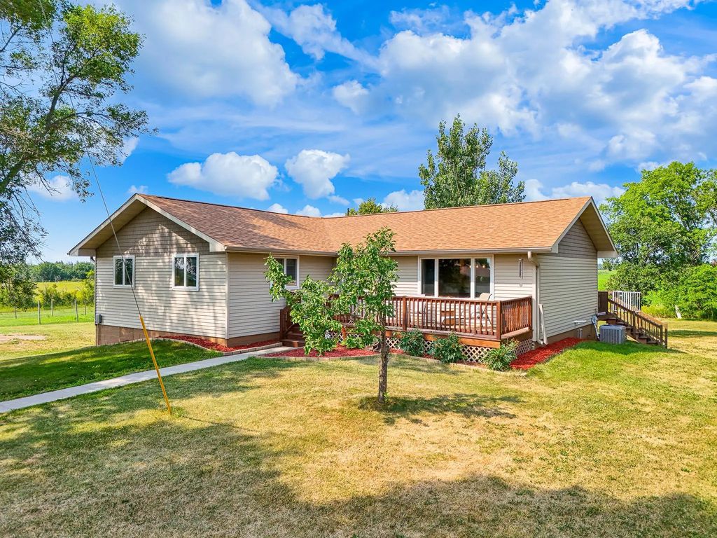 32745 Co Hwy 37, Ponsford
