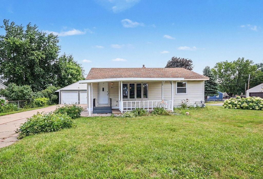 2842 Lexington Avenue S, Eagan