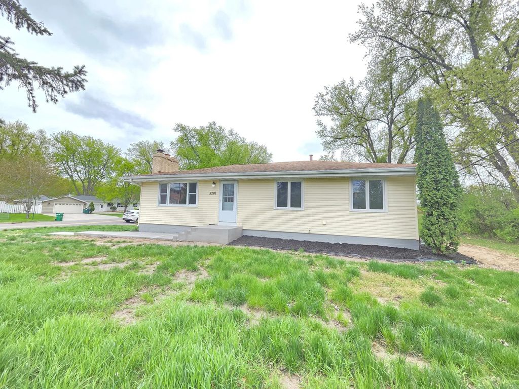 5201 W 84th Street, Bloomington