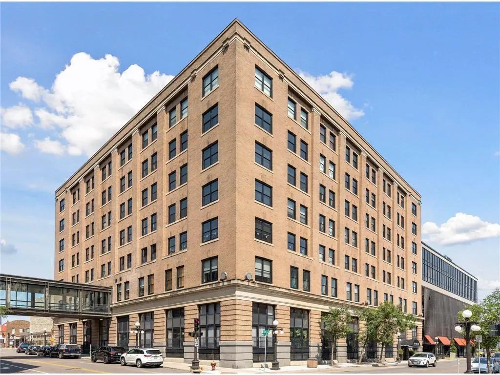 406 Wacouta Street 505, Saint Paul