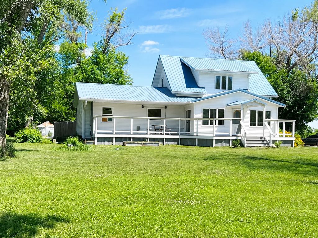 35050 820th Street, Brewster