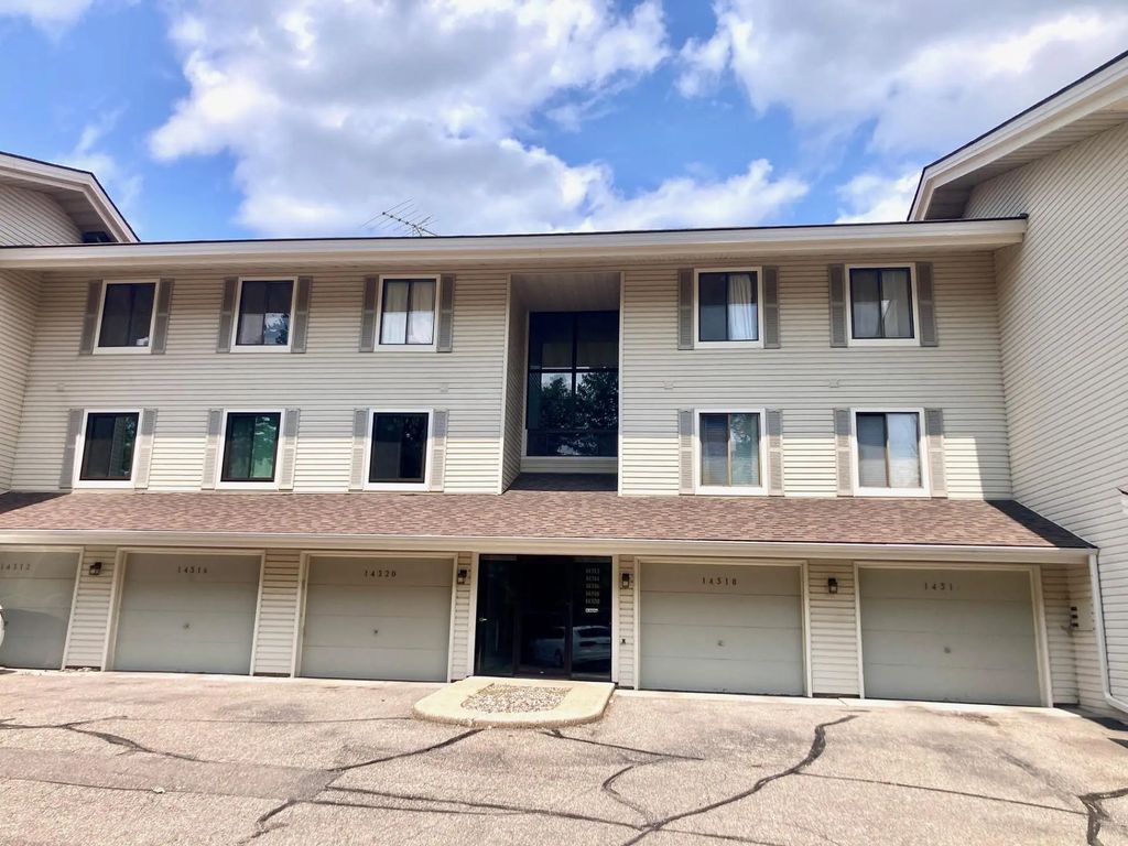 14314 Fairway Drive, Eden Prairie