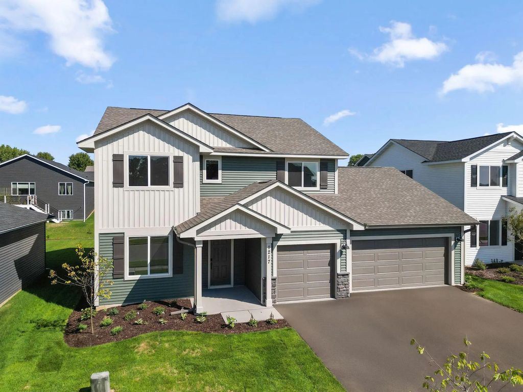 1217 Marlene Avenue, River Falls