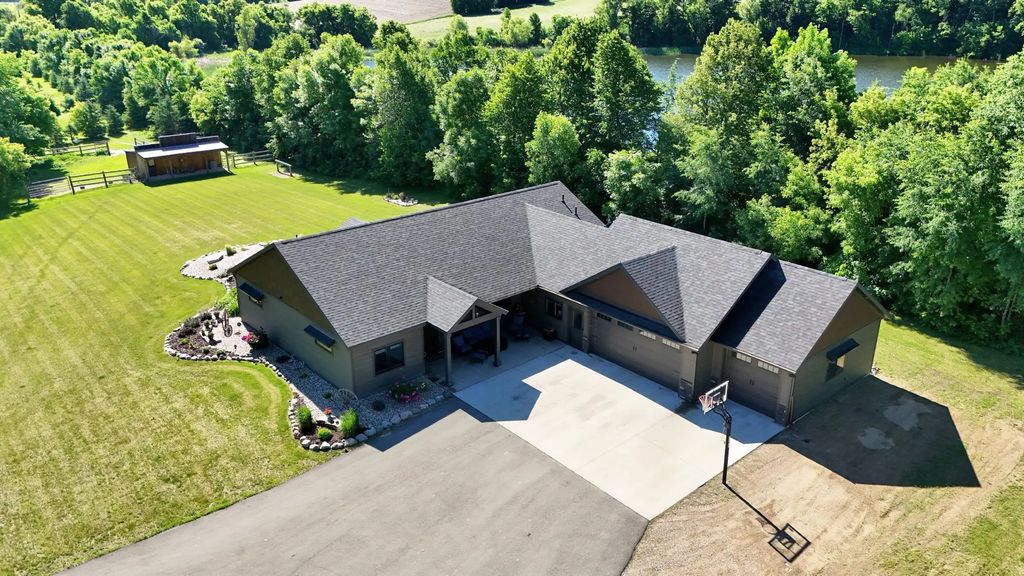 44308 220th Avenue, Pelican Rapids